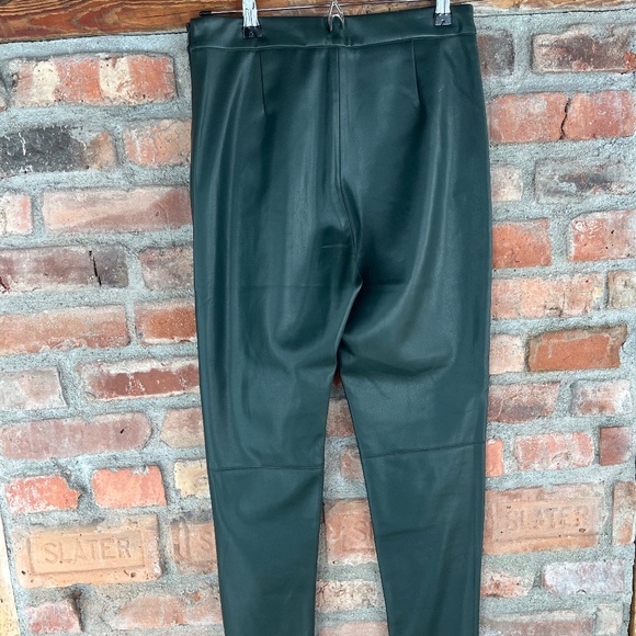 Zara Green faux leather pants Medium - Picture 4 of 4